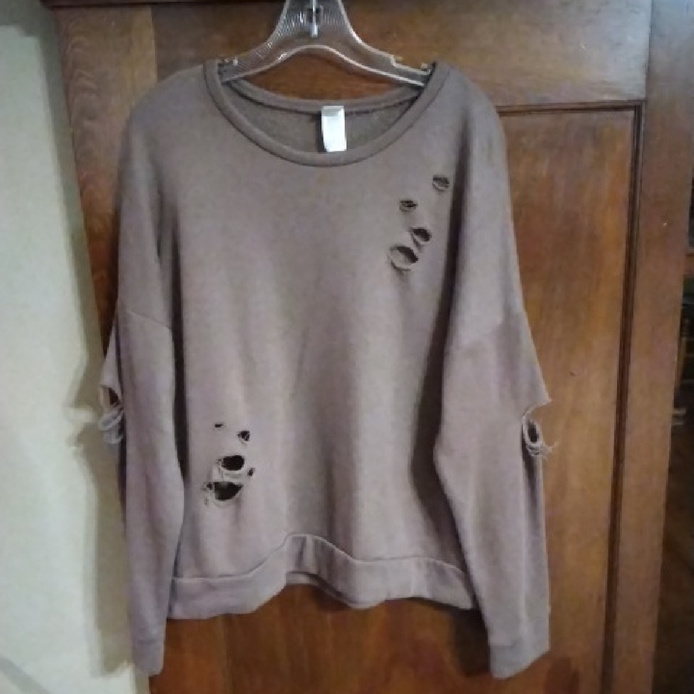 7th Ray Distressed Brown Sweatshirt